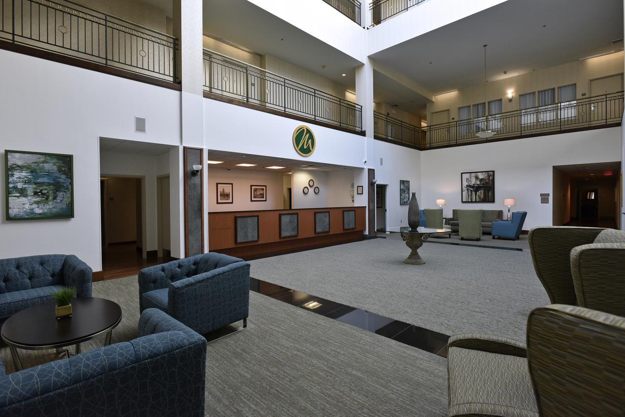Maron Hotel & Suites Danbury Exterior foto